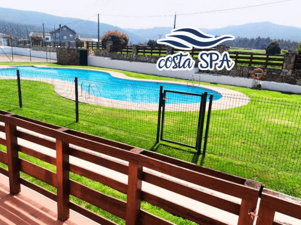 Piscina privada del apartamento con jardín vallado, Costa SPA Piscinas de lujo