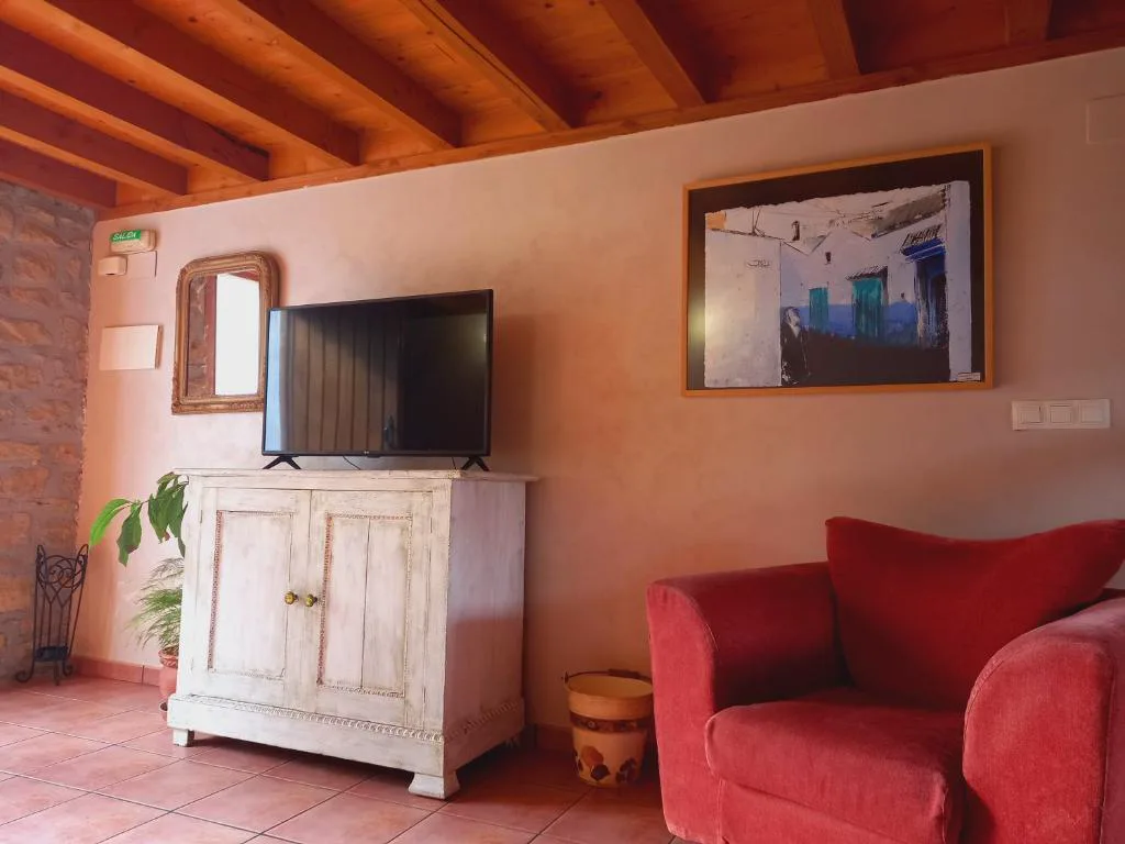 Cocina con muebles de madera