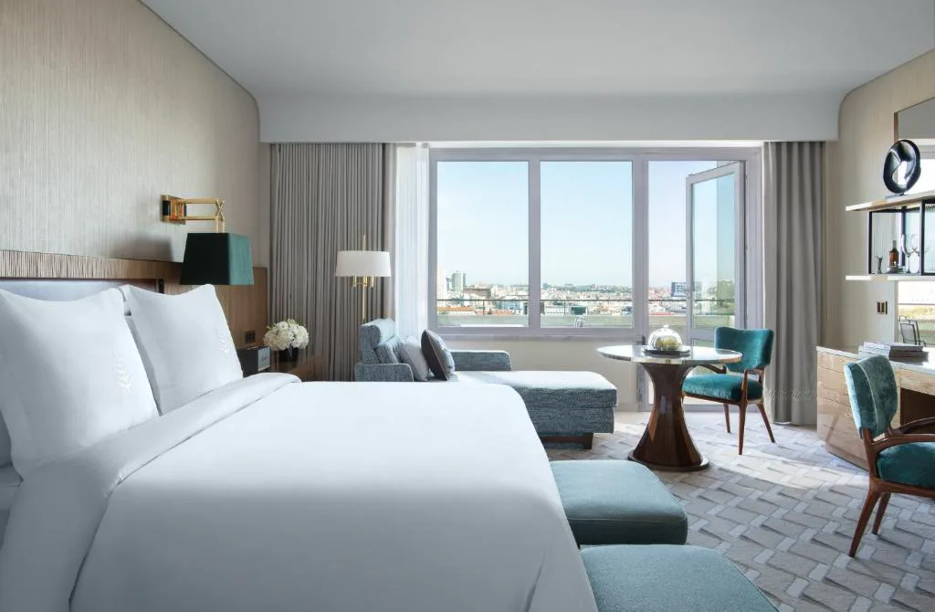 Habitación con vistas panorámicas al skyline de Lisboa, Four Seasons Ritz Lisbon