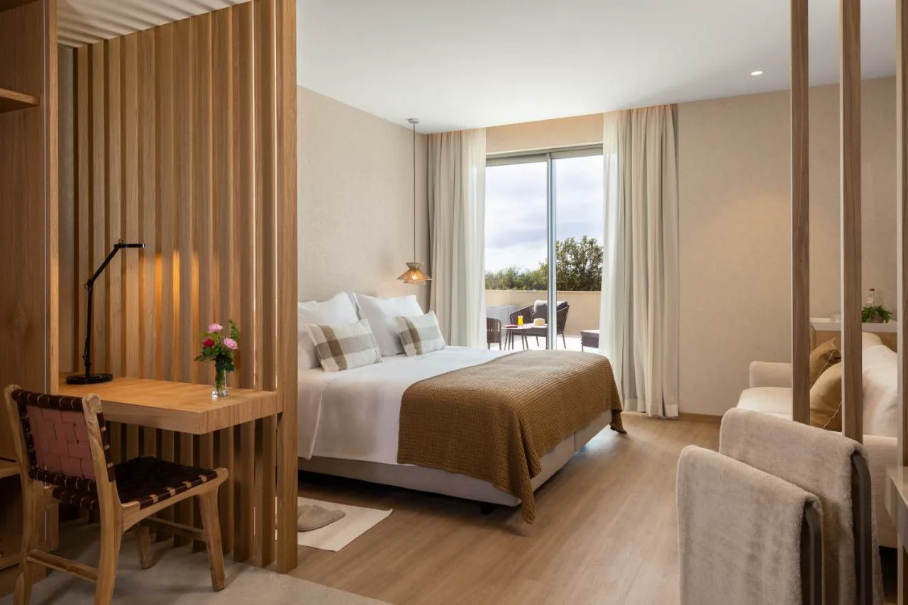 Suite con terraza de Legacy Ithos Boutique Hotel, Porto Santo