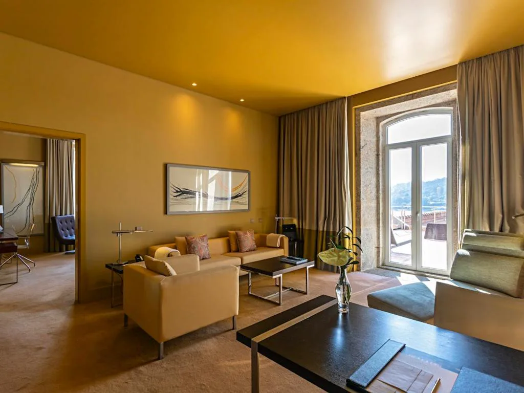 Habitación con ventanas de piedra y vistas al Duero, Pestana Palácio do Freixo