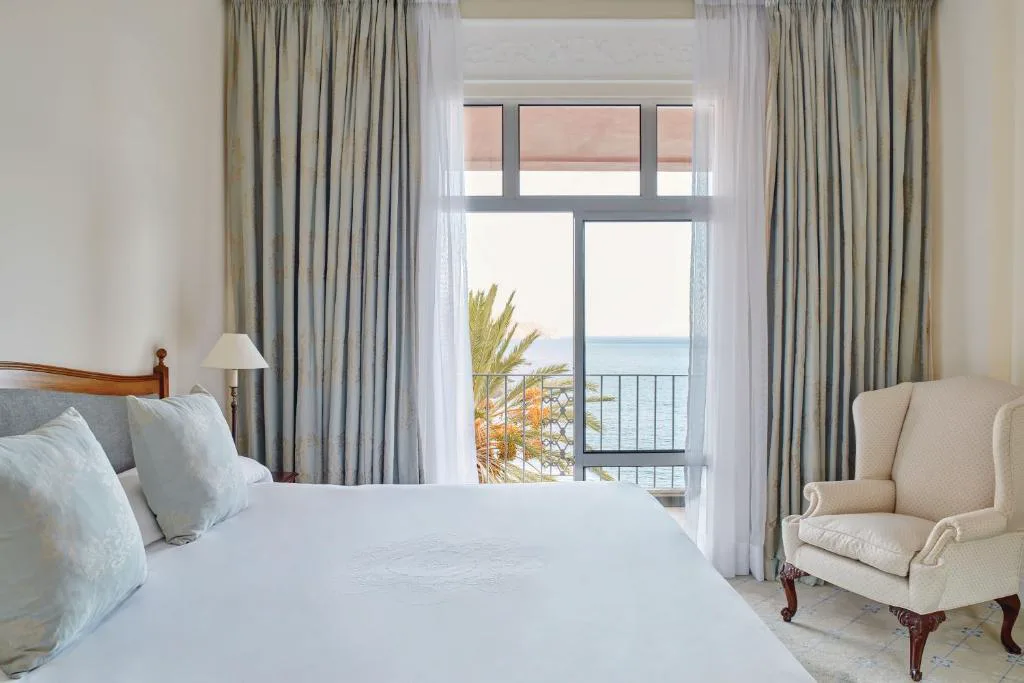 Habitación con balcón privado y vistas directas al océano Atlántico, Reid's Palace