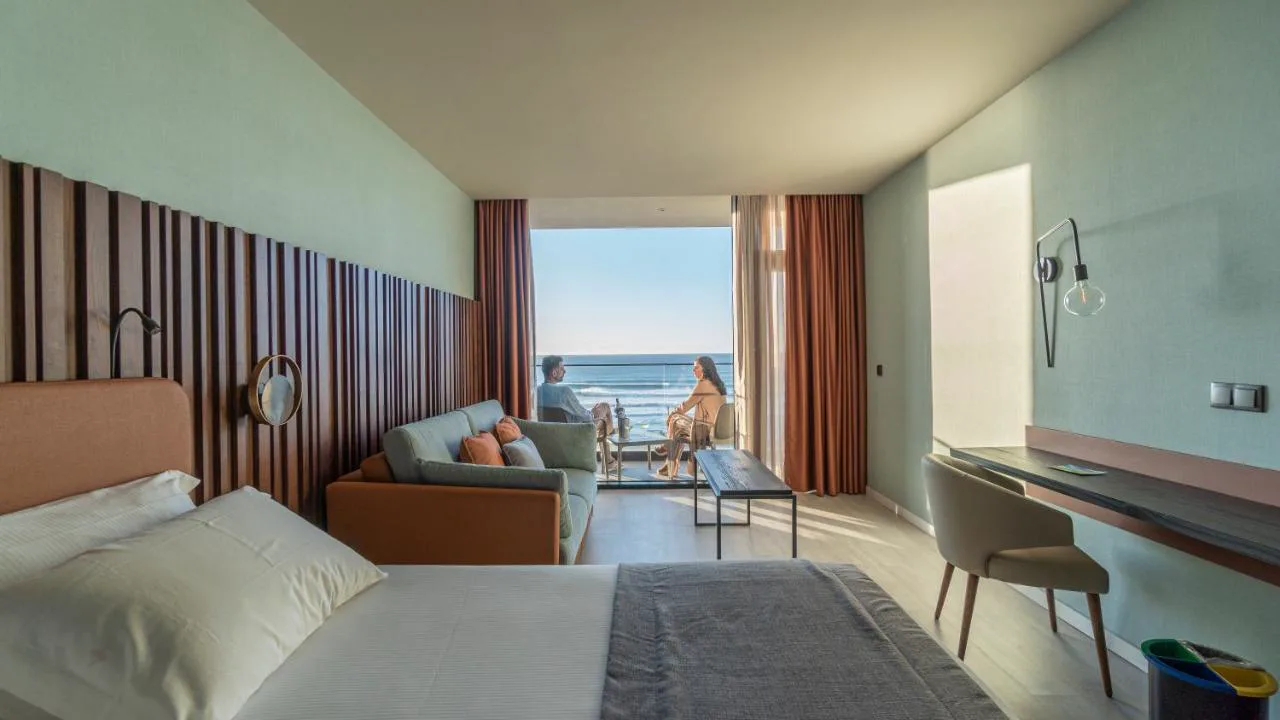 Suite con vistas al mar y balcón de Hotel Verde Mar & SPA